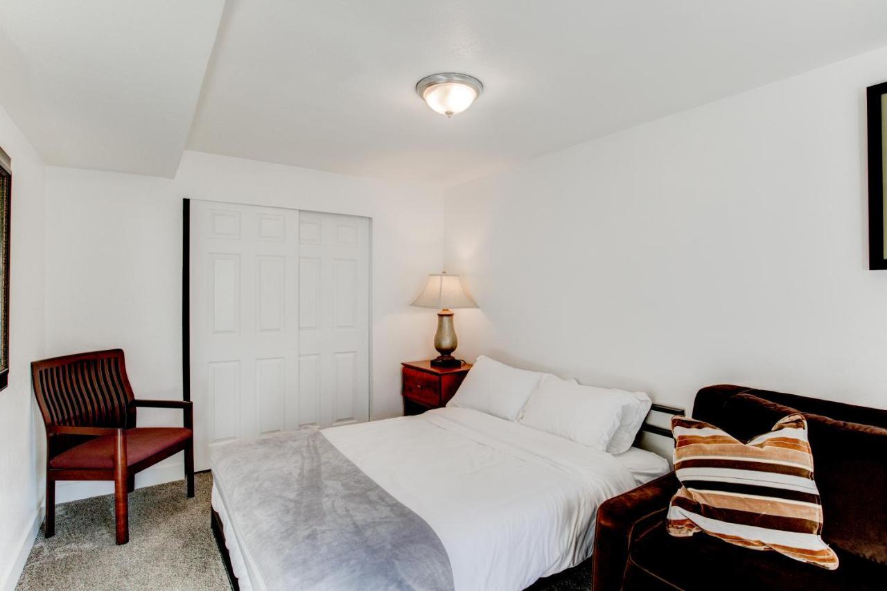 Modern Private Whole Unit 4 Bedroom Guest Suite King Bed Солт Лейк Сити Екстериор снимка